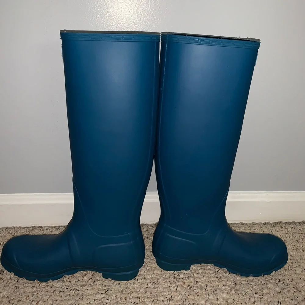 Tall Hunter boots - Picture 2 of 3